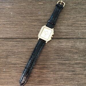 Vintage 90’s Black leather band watch